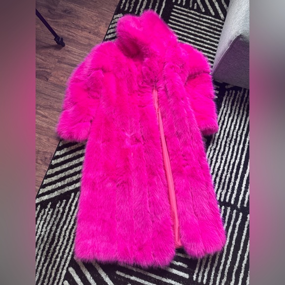 Vibrant Hot Pink Faux Fur Long Coat - Picture 3 of 4